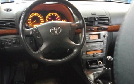 Toyota Avensis III рестайлинг, 2006 год, 771 000 рублей, 5 фотография
