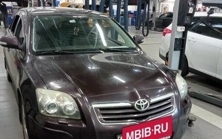 Toyota Avensis III рестайлинг, 2006 год, 771 000 рублей, 2 фотография