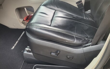Chrysler Town & Country V рестайлинг, 2014 год, 1 750 000 рублей, 16 фотография