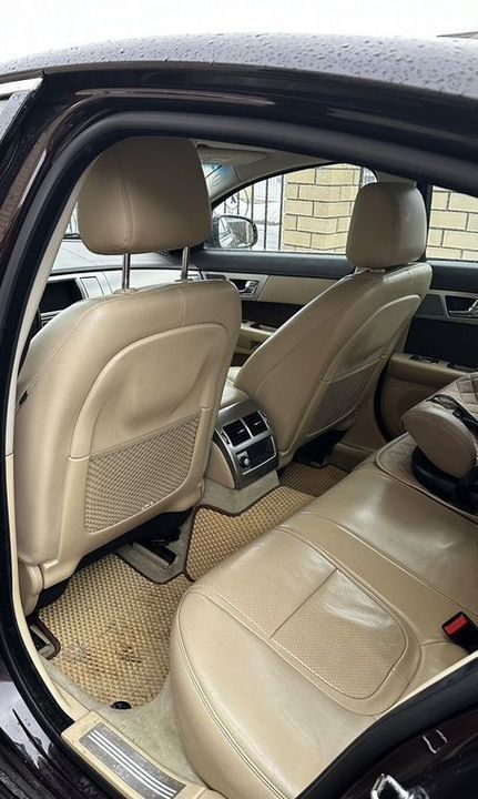 Jaguar XF I рестайлинг, 2014 год, 2 000 000 рублей, 12 фотография