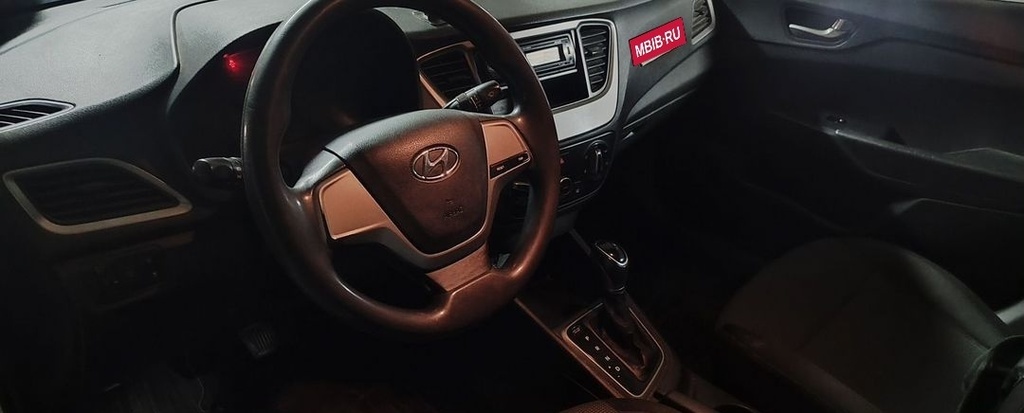 Hyundai Solaris, 2018 год, 650 000 рублей, 12 фотография