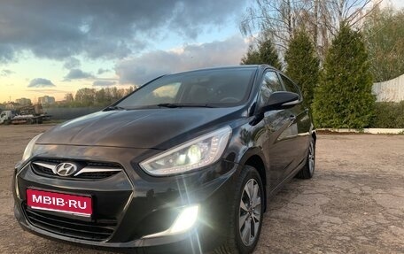 Hyundai Solaris II рестайлинг, 2013 год, 950 000 рублей, 1 фотография