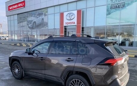 Toyota RAV4, 2021 год, 3 166 000 рублей, 6 фотография