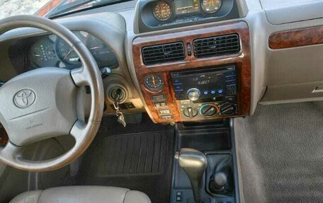 Toyota Land Cruiser 100 рестайлинг 2, 1999 год, 1 400 000 рублей, 15 фотография