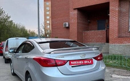 Hyundai Elantra V, 2012 год, 1 300 000 рублей, 2 фотография