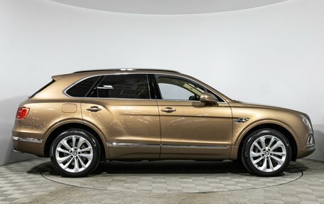 Bentley Bentayga I, 2016 год, 10 950 000 рублей, 4 фотография