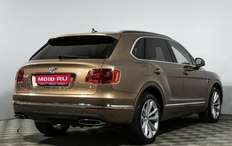 Bentley Bentayga I, 2016 год, 10 950 000 рублей, 5 фотография