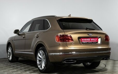 Bentley Bentayga I, 2016 год, 10 950 000 рублей, 7 фотография