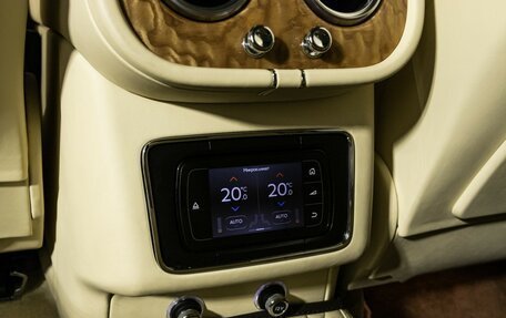 Bentley Bentayga I, 2016 год, 10 950 000 рублей, 31 фотография