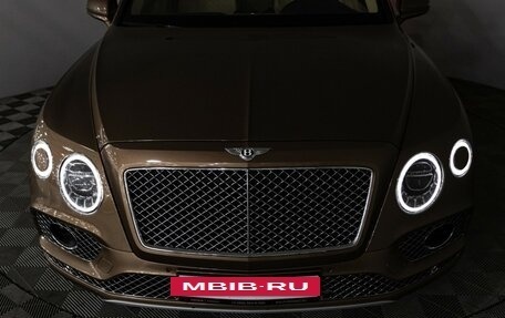 Bentley Bentayga I, 2016 год, 10 950 000 рублей, 36 фотография