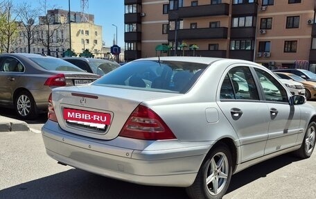 Mercedes-Benz C-Класс, 2003 год, 750 000 рублей, 6 фотография