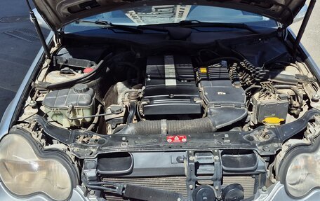 Mercedes-Benz C-Класс, 2003 год, 750 000 рублей, 24 фотография