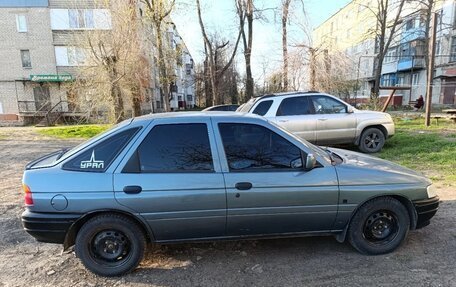 Ford Escort V, 1995 год, 250 000 рублей, 2 фотография