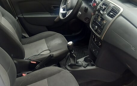 Renault Logan II, 2021 год, 1 000 000 рублей, 5 фотография