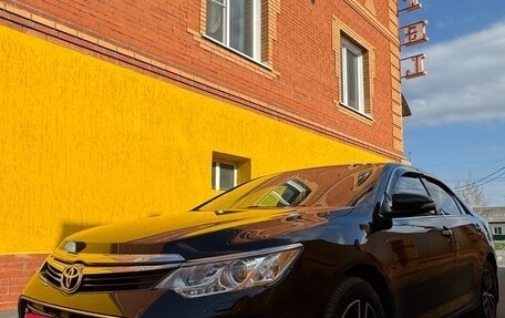 Toyota Camry, 2017 год, 2 950 000 рублей, 8 фотография