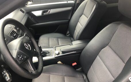 Mercedes-Benz C-Класс, 2009 год, 1 200 000 рублей, 6 фотография