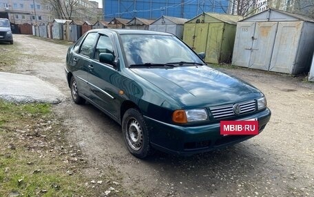 Volkswagen Polo III рестайлинг, 1997 год, 210 000 рублей, 2 фотография