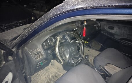 Mazda 626, 1999 год, 250 000 рублей, 6 фотография