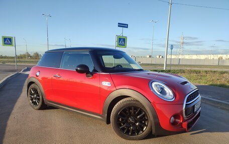 MINI Hatch, 2016 год, 2 400 000 рублей, 2 фотография