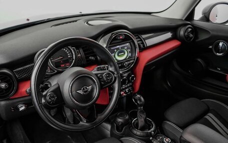 MINI Hatch, 2016 год, 2 400 000 рублей, 8 фотография
