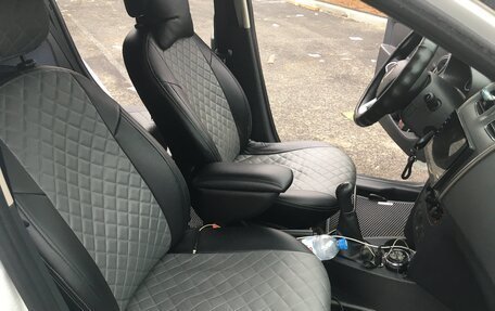 Renault Logan II, 2020 год, 1 000 000 рублей, 6 фотография