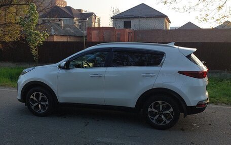 KIA Sportage IV рестайлинг, 2019 год, 2 200 000 рублей, 4 фотография