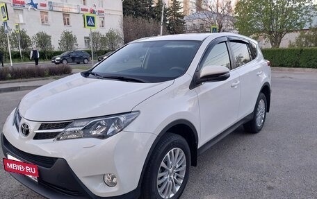 Toyota RAV4, 2014 год, 2 480 000 рублей, 3 фотография