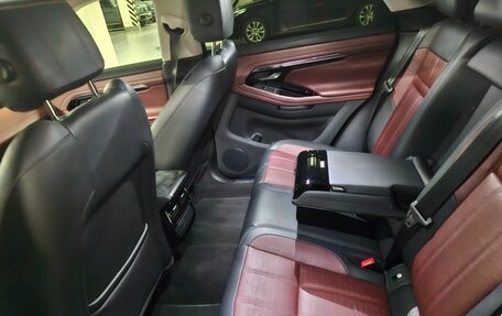 Land Rover Range Rover Evoque II, 2022 год, 4 500 000 рублей, 16 фотография
