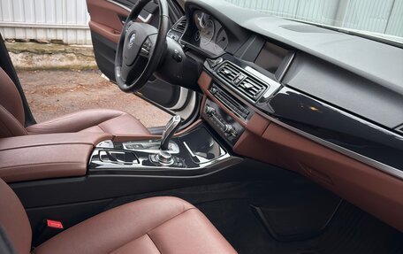 BMW 5 серия, 2015 год, 2 670 000 рублей, 4 фотография