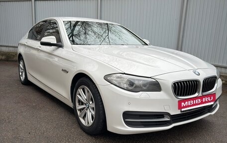 BMW 5 серия, 2015 год, 2 670 000 рублей, 2 фотография