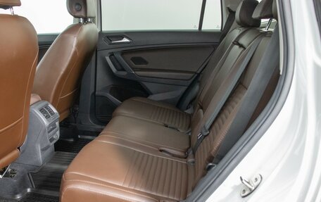 Volkswagen Tiguan II, 2017 год, 2 300 000 рублей, 11 фотография