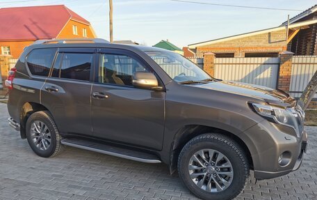 Toyota Land Cruiser Prado 150 рестайлинг 2, 2014 год, 3 860 000 рублей, 2 фотография