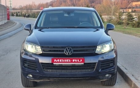 Volkswagen Touareg III, 2012 год, 2 250 000 рублей, 2 фотография