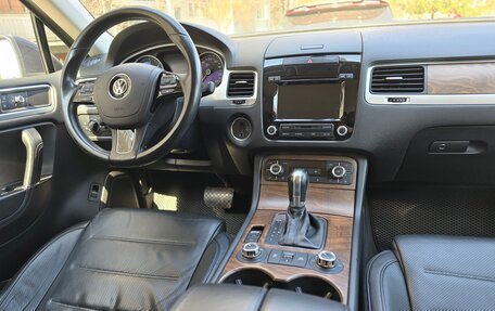 Volkswagen Touareg III, 2012 год, 2 250 000 рублей, 16 фотография