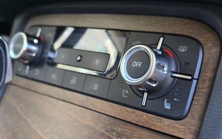 Volkswagen Touareg III, 2012 год, 2 250 000 рублей, 23 фотография