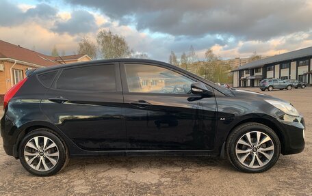 Hyundai Solaris II рестайлинг, 2013 год, 950 000 рублей, 4 фотография
