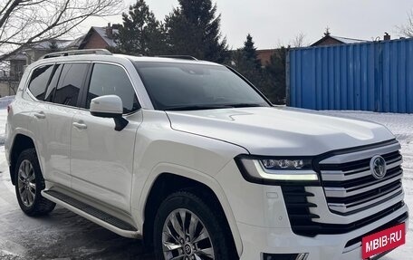 Toyota Land Cruiser, 2022 год, 12 000 000 рублей, 4 фотография