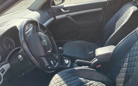 Skoda Octavia, 2011 год, 890 000 рублей, 7 фотография