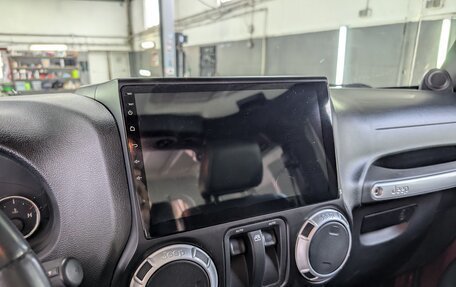 Jeep Wrangler, 2012 год, 3 000 000 рублей, 13 фотография