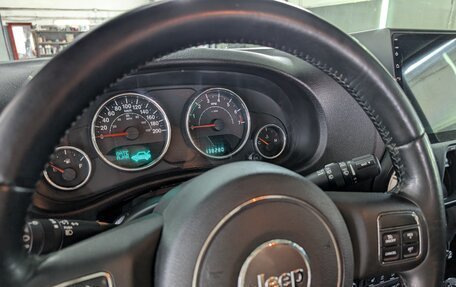 Jeep Wrangler, 2012 год, 3 000 000 рублей, 23 фотография