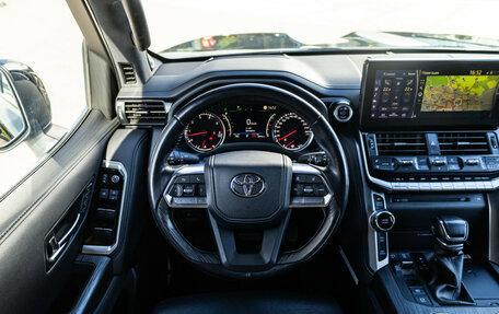 Toyota Land Cruiser, 2022 год, 10 689 000 рублей, 15 фотография