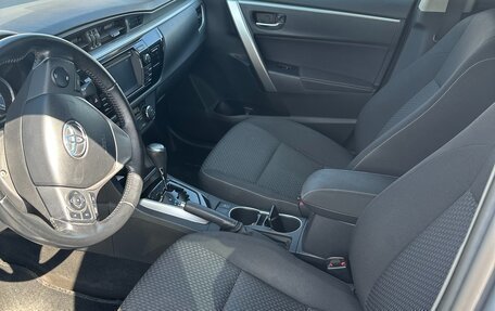 Toyota Corolla, 2015 год, 1 490 000 рублей, 5 фотография
