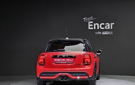 MINI Hatch, 2023 год, 4 200 000 рублей, 4 фотография
