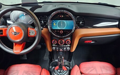 MINI Hatch, 2023 год, 4 200 000 рублей, 7 фотография