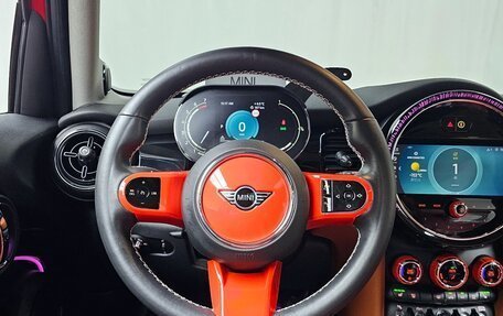 MINI Hatch, 2023 год, 4 200 000 рублей, 13 фотография