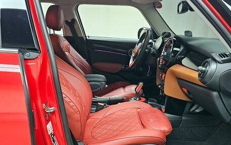 MINI Hatch, 2023 год, 4 200 000 рублей, 10 фотография