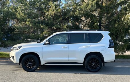 Toyota Land Cruiser Prado 150 рестайлинг 2, 2021 год, 6 499 000 рублей, 8 фотография
