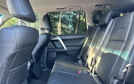 Toyota Land Cruiser Prado 150 рестайлинг 2, 2021 год, 6 499 000 рублей, 31 фотография