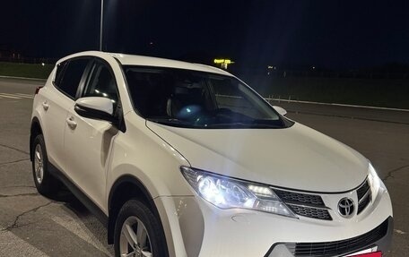 Toyota RAV4, 2013 год, 1 850 000 рублей, 2 фотография