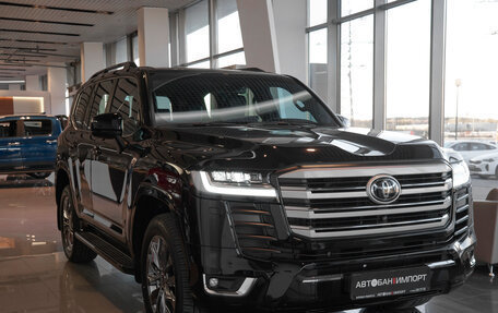 Toyota Land Cruiser, 2024 год, 14 199 900 рублей, 3 фотография